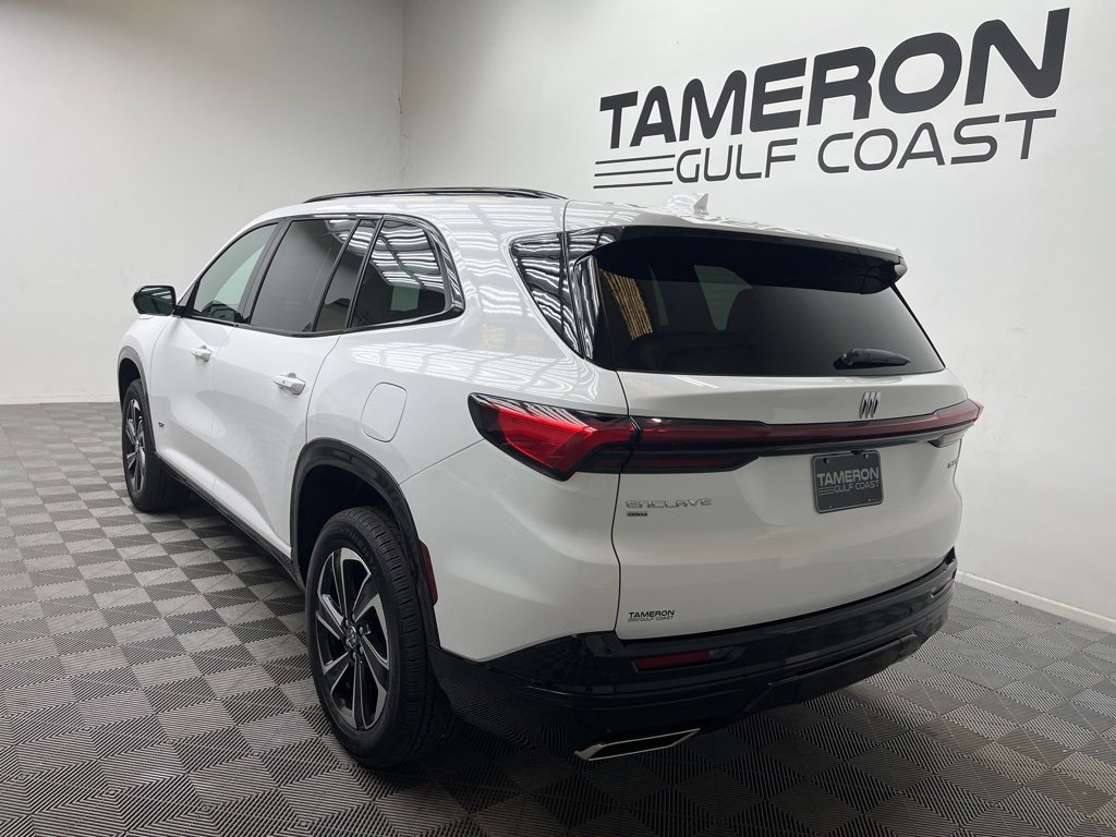 2025 Buick Enclave Sport Touring photo 2