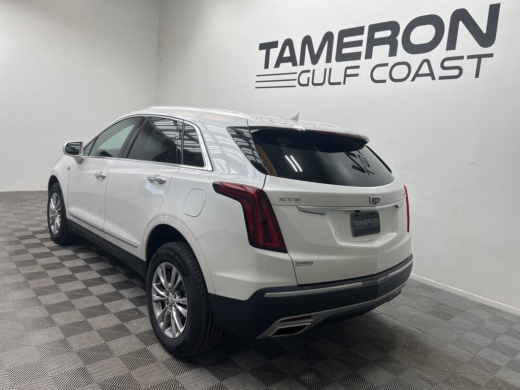 2020 Cadillac XT5 Premium Luxury photo 2