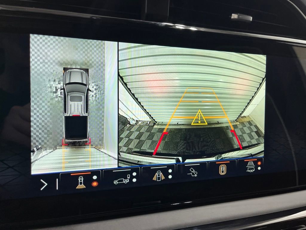 2026 GMC Sierra 1500 AT4X - Photo 10