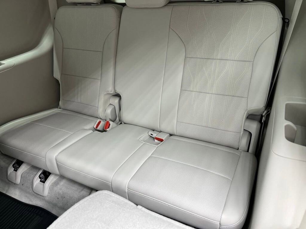New 2026 Buick Enclave Avenir SUV