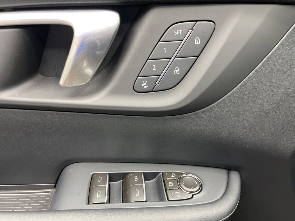 2026 Buick Enclave Sport Touring - Photo 8