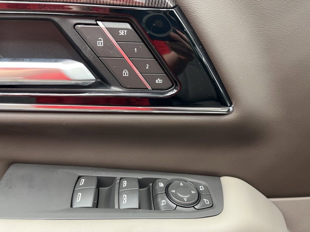 2026 GMC Yukon XL Elevation - Photo 8