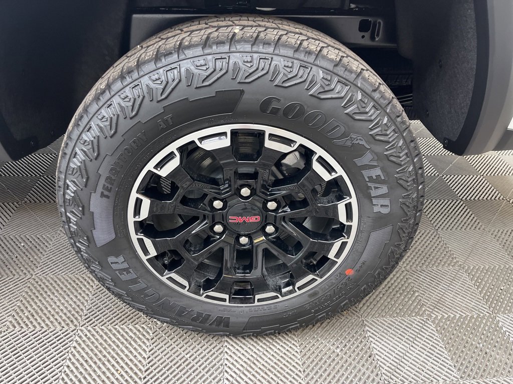 2026 Gmc Canyon AT4 photo 4