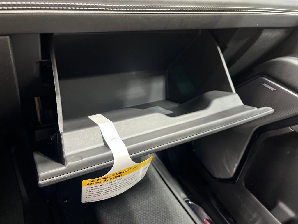 2026 GMC Sierra 1500 AT4X - Photo 17