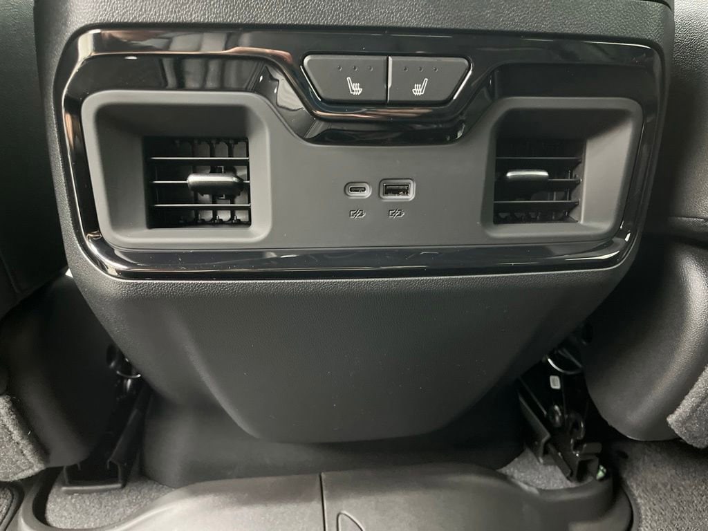 2026 GMC Sierra 1500 AT4 - Photo 23