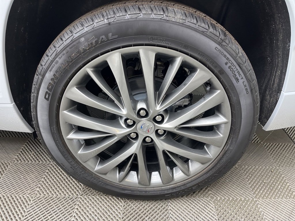 New 2026 Buick Enclave Avenir SUV