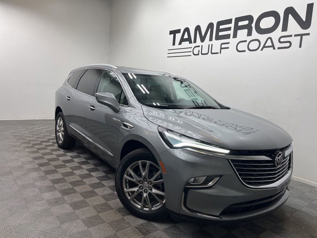 2023 Buick Enclave Premium's photo
