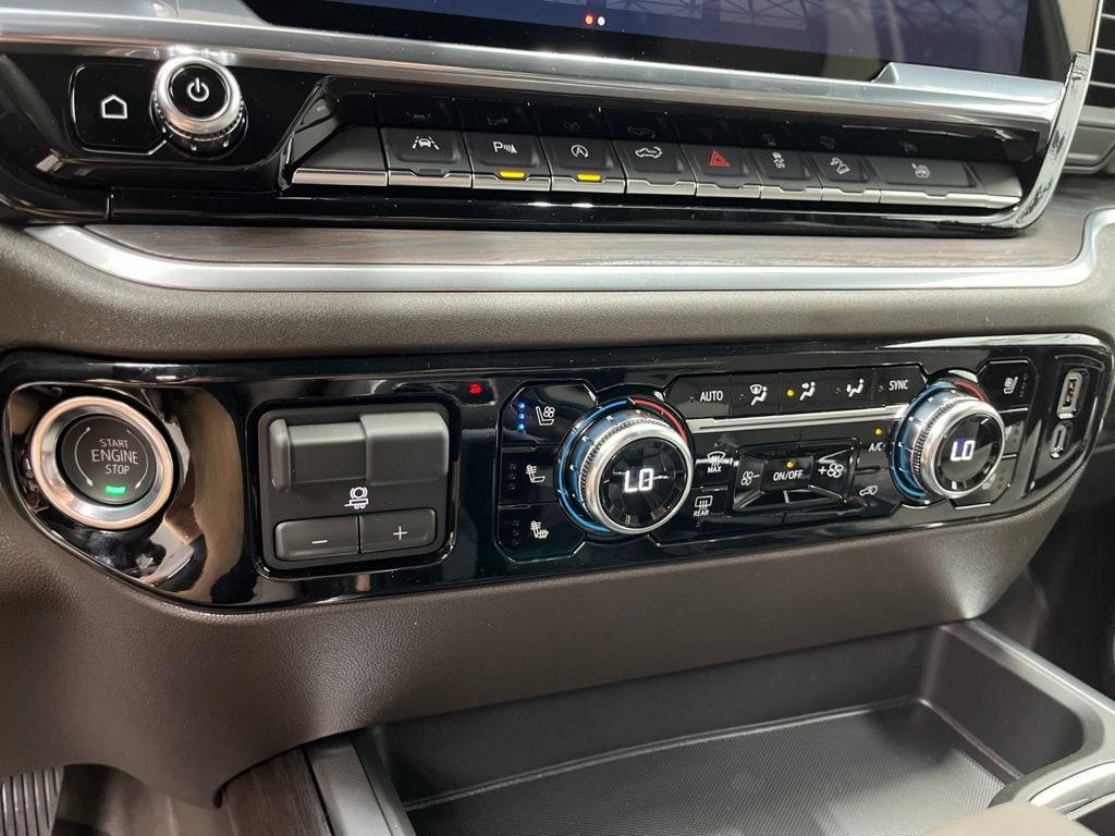 2026 GMC Sierra 1500 SLT - Photo 15