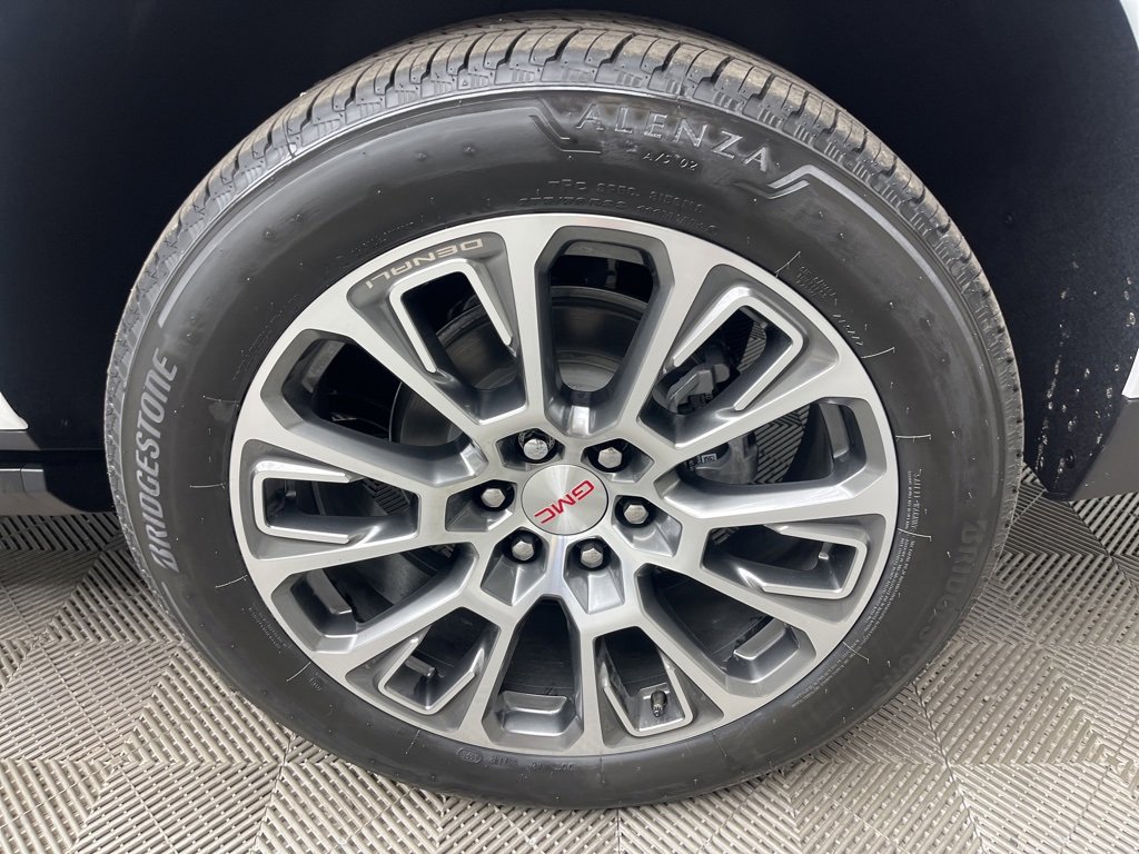 2026 Gmc Yukon XL Denali photo 3