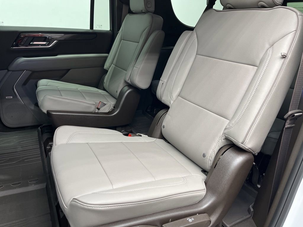 2026 GMC Yukon XL Elevation - Photo 6
