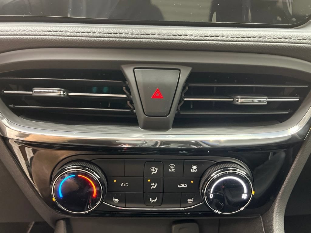 2026 Buick Encore GX Sport Touring - Photo 15