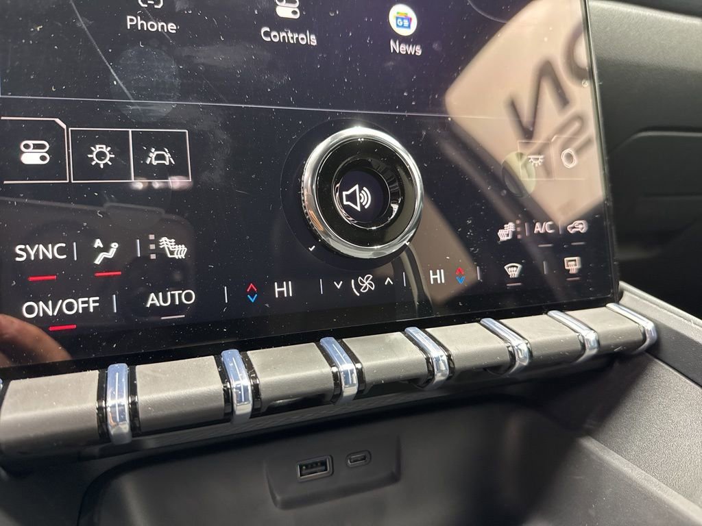 2026 GMC Terrain AT4 - Photo 16
