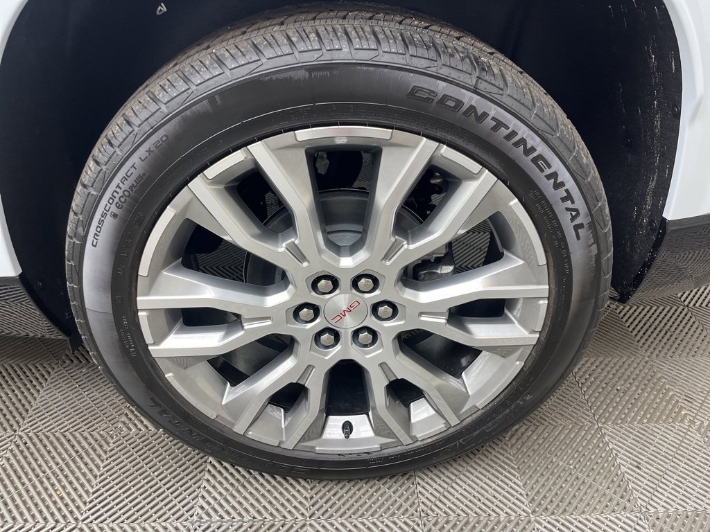 2026 Gmc Acadia Denali photo 4