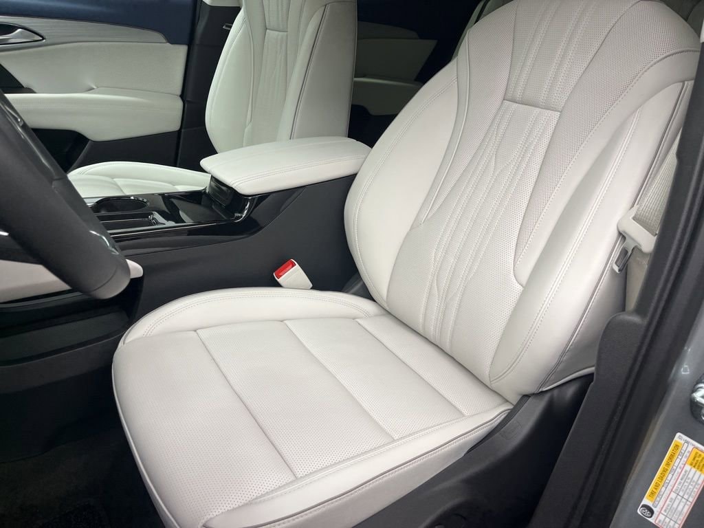 2026 Buick Envision Avenir - Photo 8