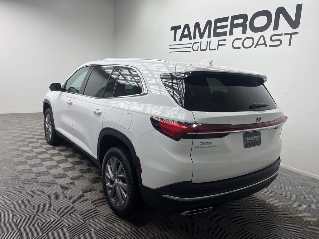 2025 Buick Enclave Preferred photo 2