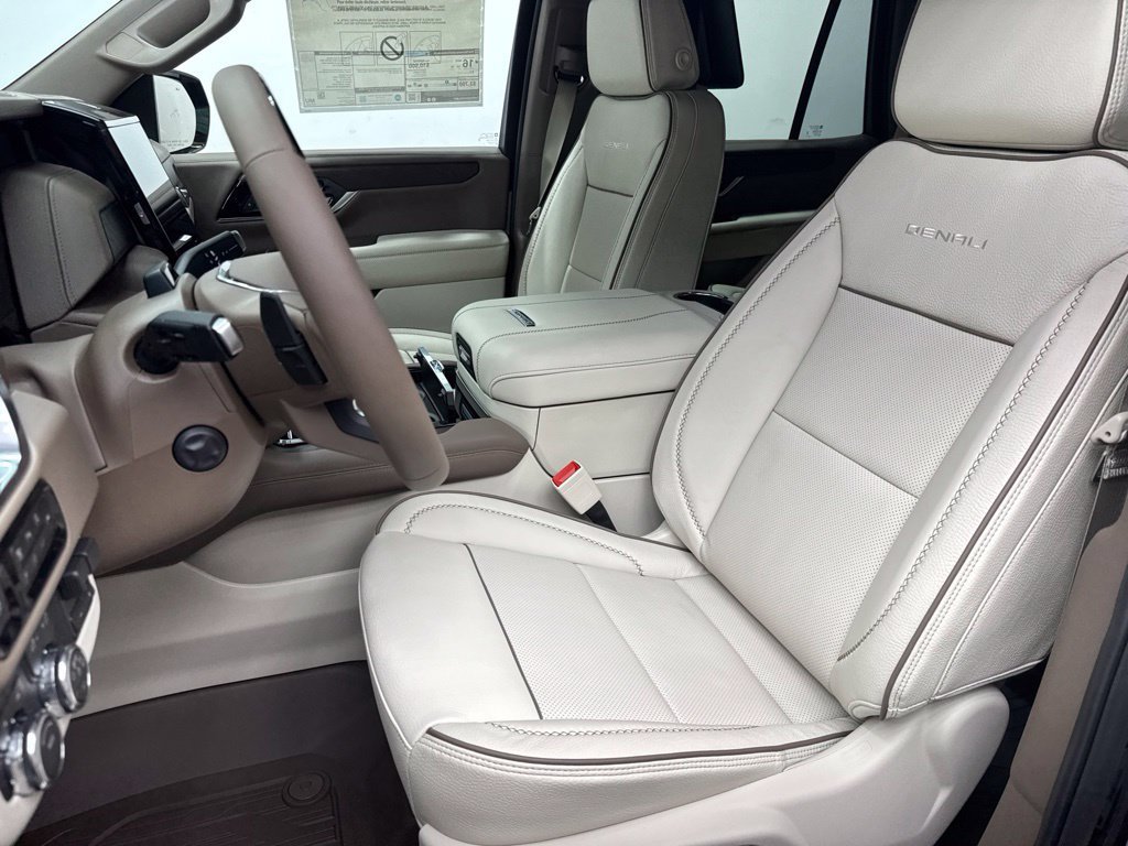 2027 GMC Yukon Denali - Photo 9