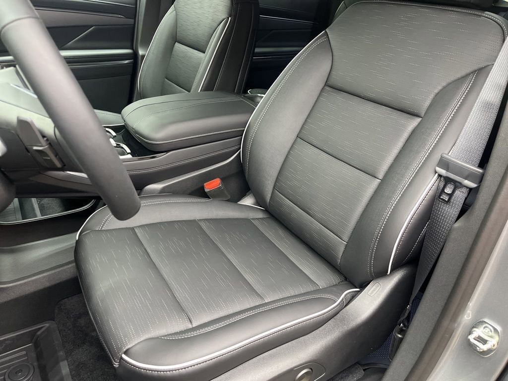 2026 Buick Enclave Sport Touring - Photo 9