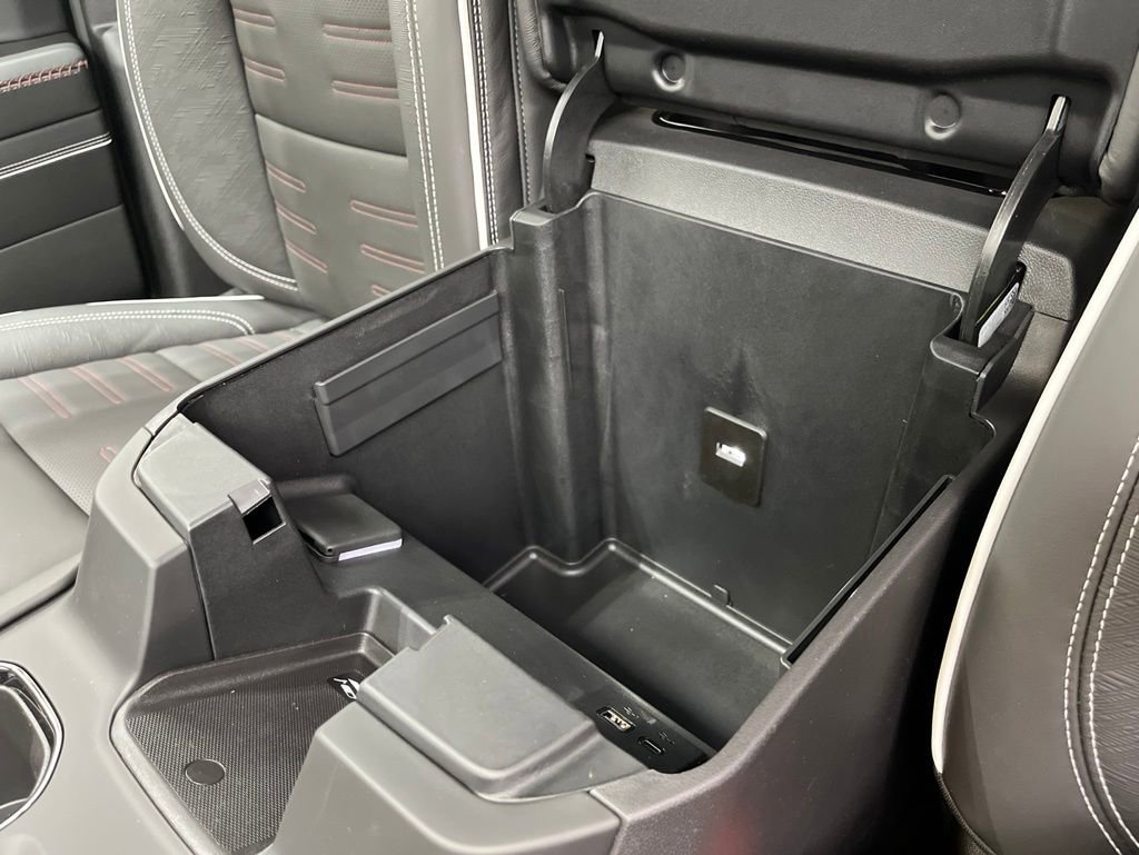 2026 GMC Sierra 1500 AT4X - Photo 16