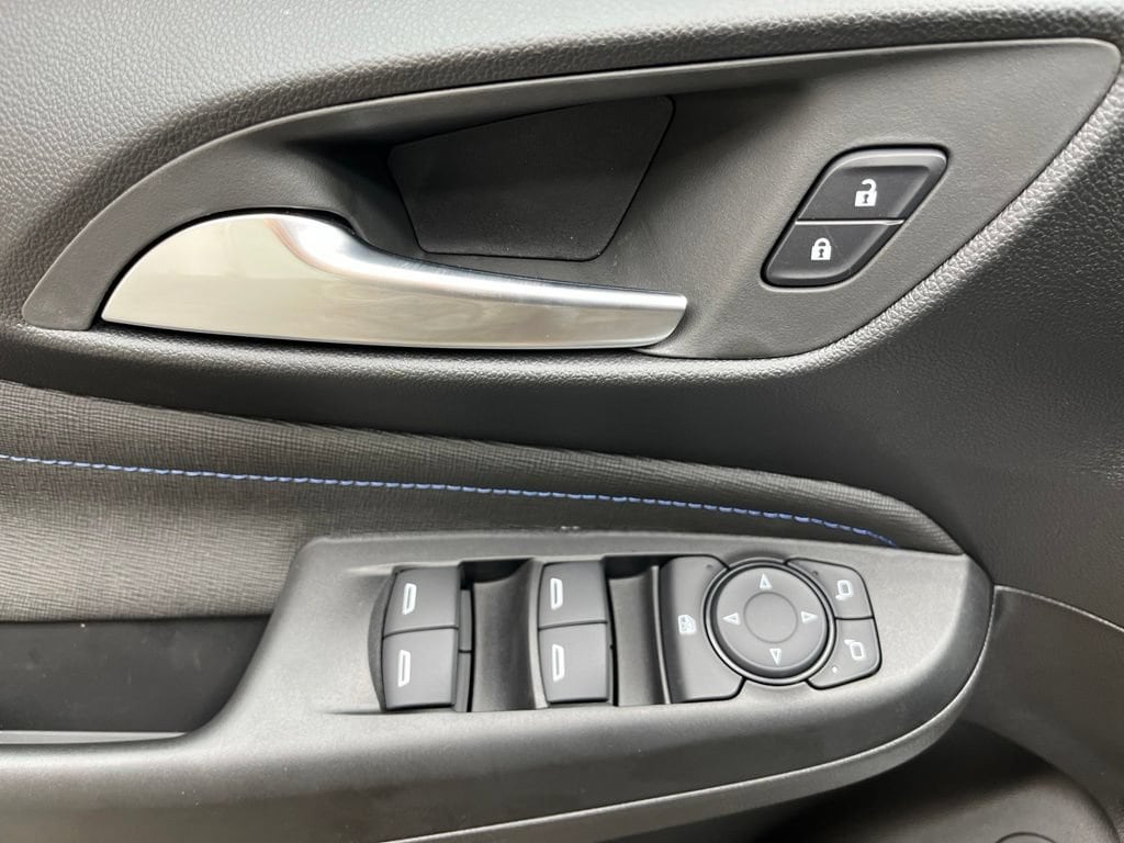 2026 Buick Envista Sport Touring - Photo 7
