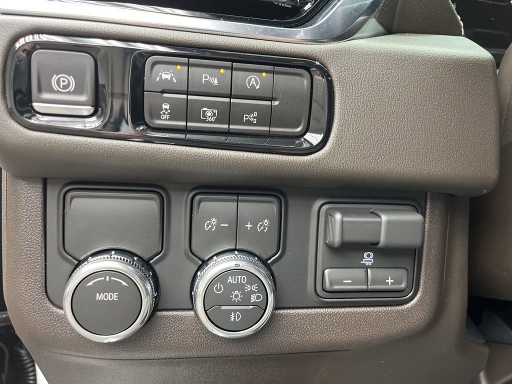 2026 GMC Yukon XL Elevation - Photo 12