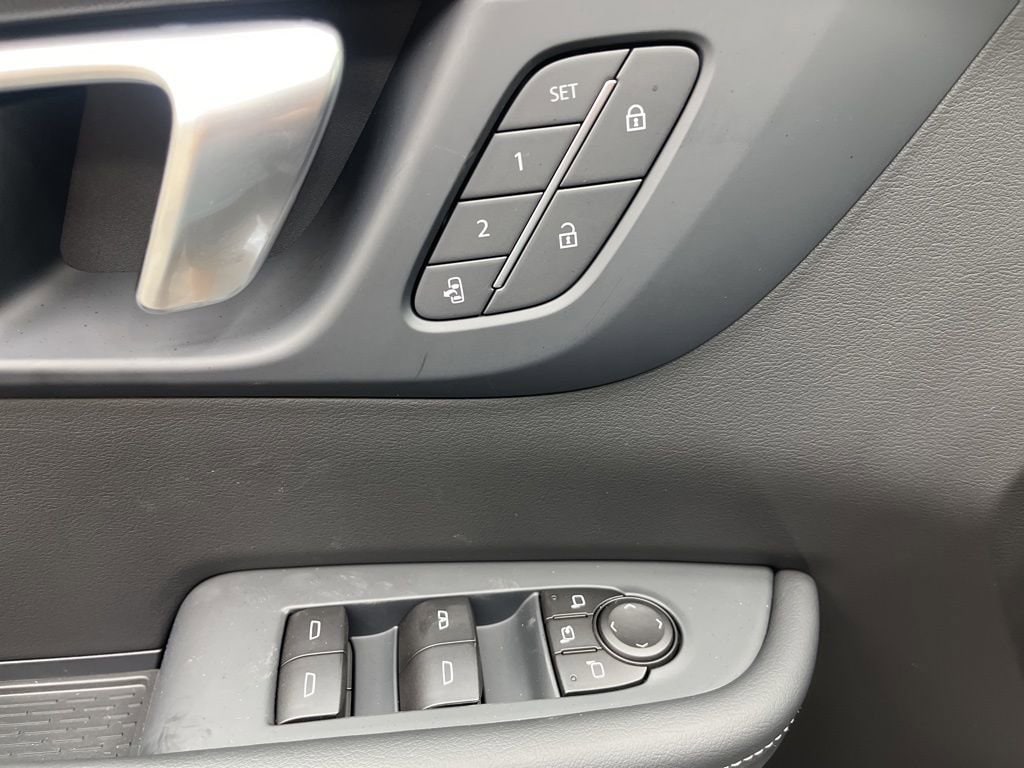 2026 Buick Enclave Preferred - Photo 7