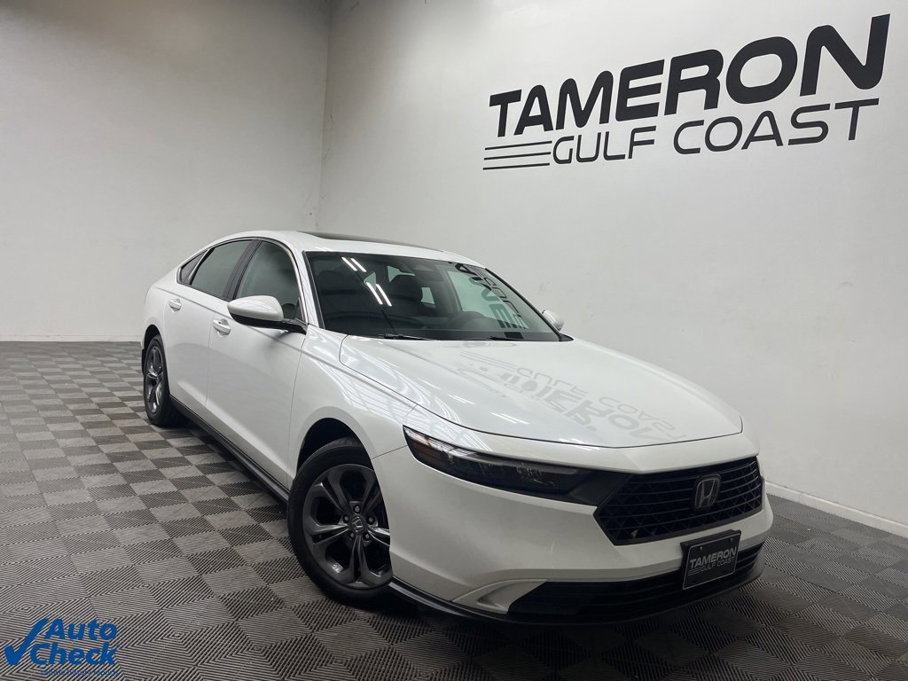 2023 Honda Accord EX's photo