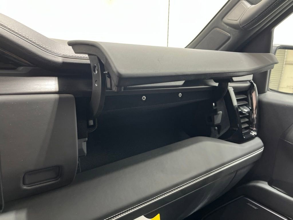 2026 GMC Sierra 1500 AT4X - Photo 18