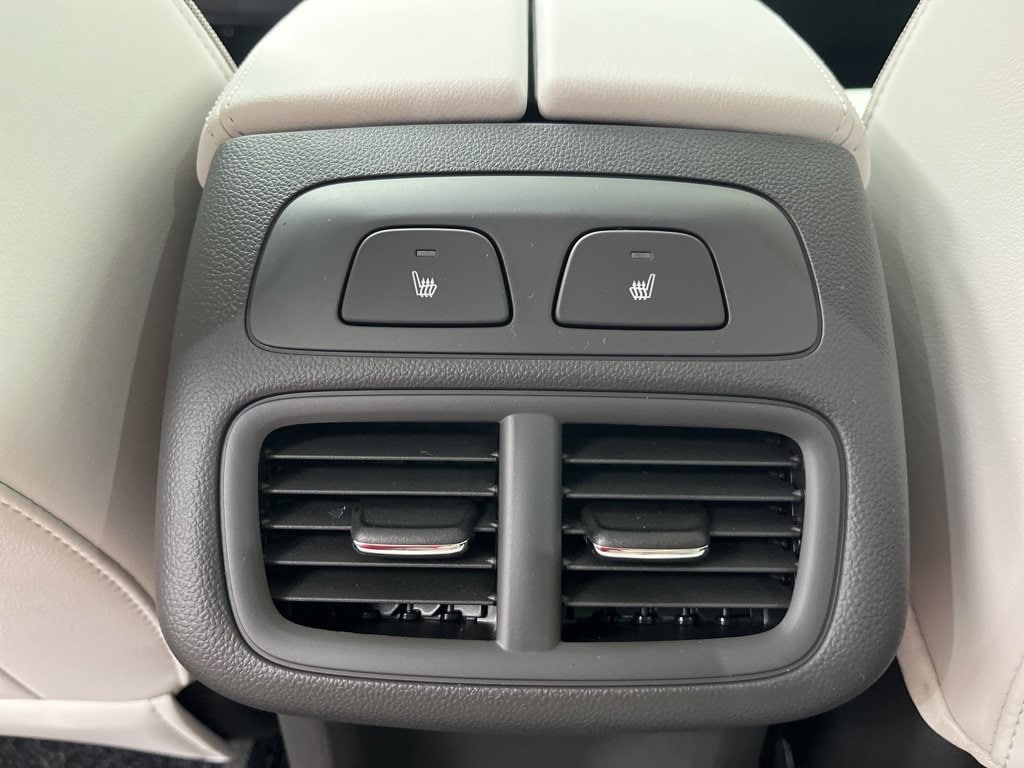 2026 Buick Envision Avenir - Photo 22