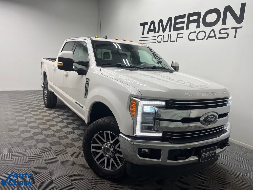 2019 Ford F-350 Super Duty Lariat's photo