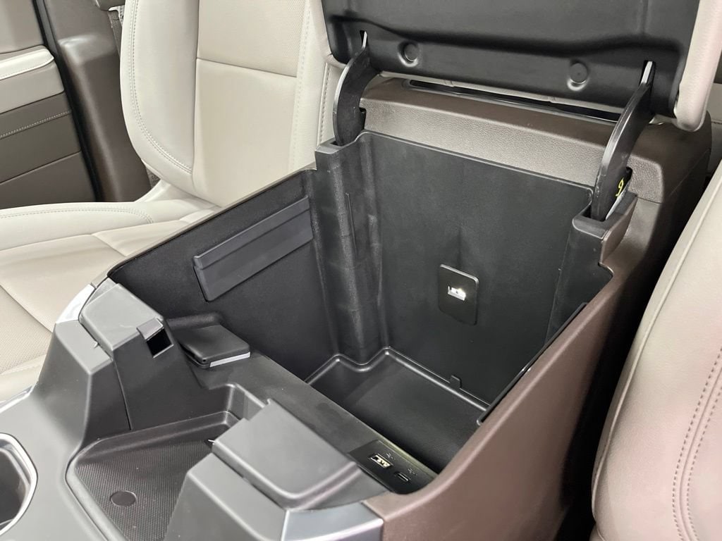 2026 GMC Sierra 1500 SLT - Photo 18
