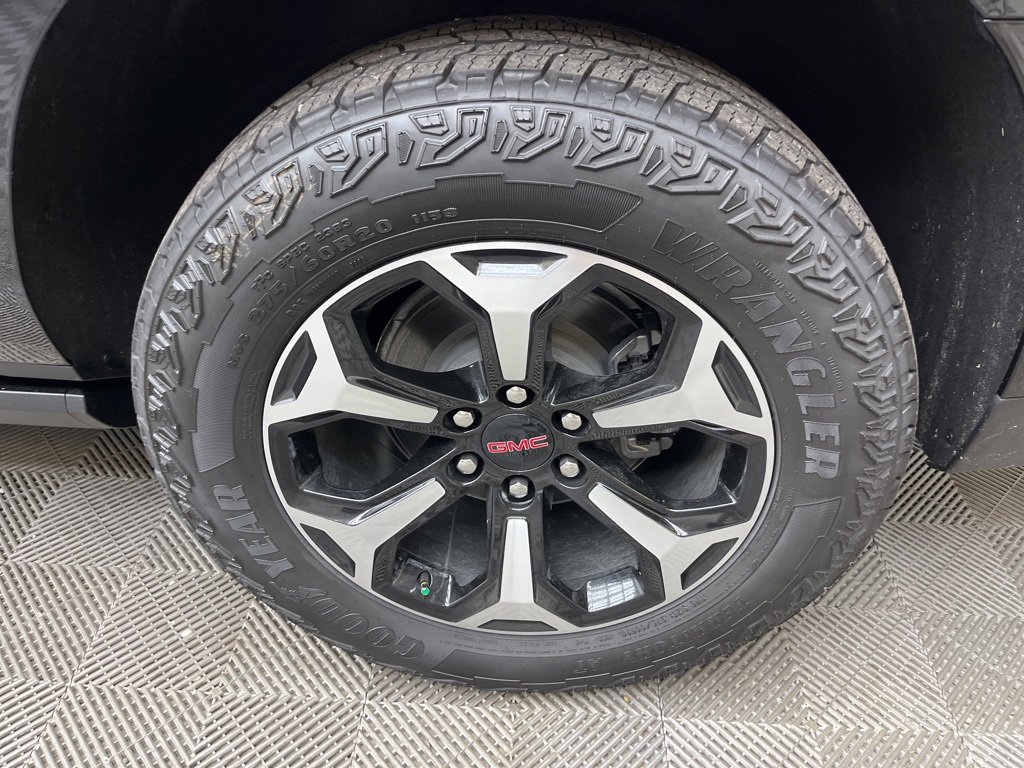 2025 Gmc Yukon XL AT4 photo 3