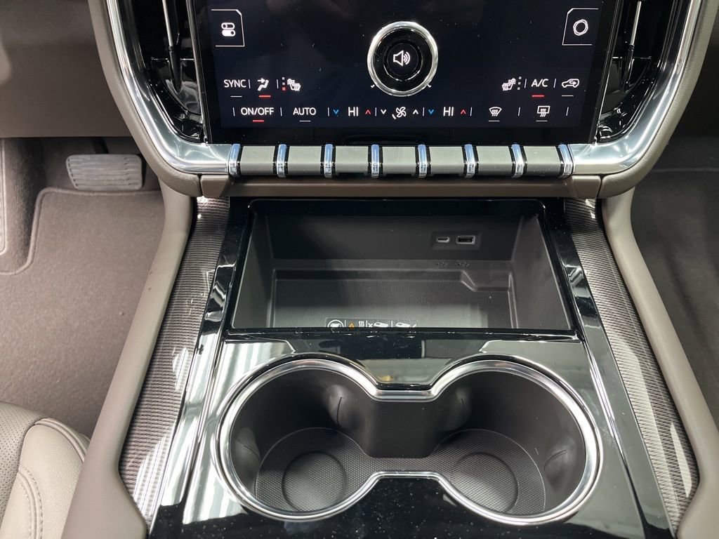 2026 GMC Yukon XL Elevation - Photo 17