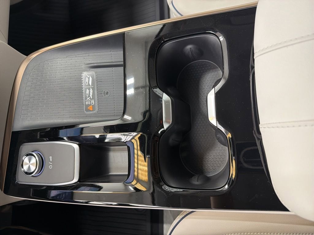 2026 Buick Enclave Avenir - Photo 15