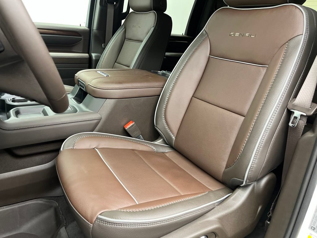 2026 GMC Sierra 2500HD Denali - Photo 8