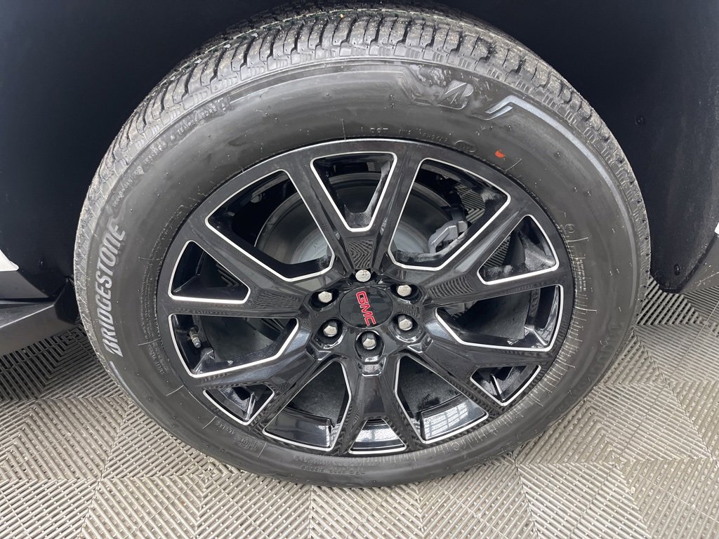 2026 Gmc Yukon photo 3