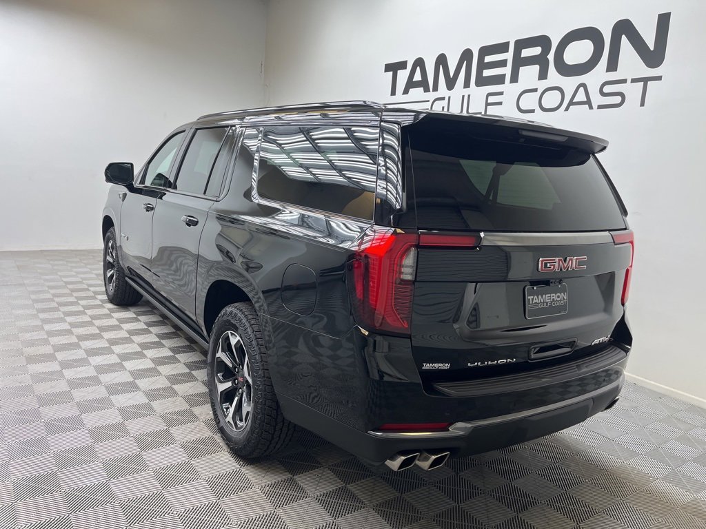 2025 Gmc Yukon XL AT4 photo 2
