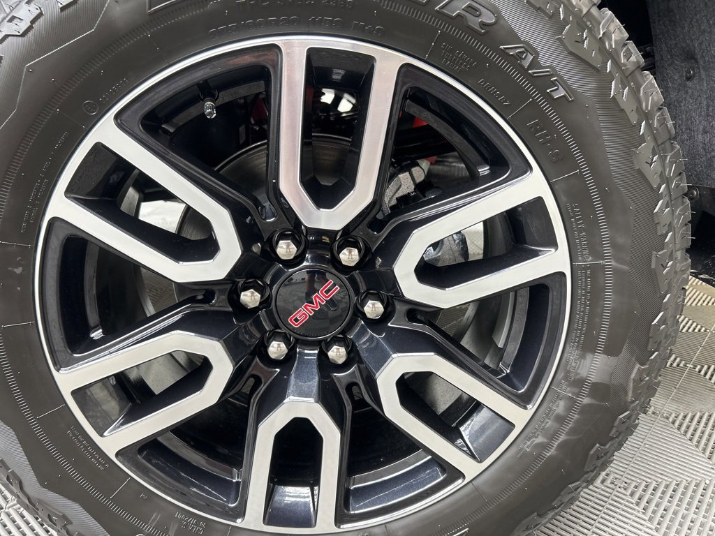 2026 Gmc Sierra 1500 AT4 photo 2