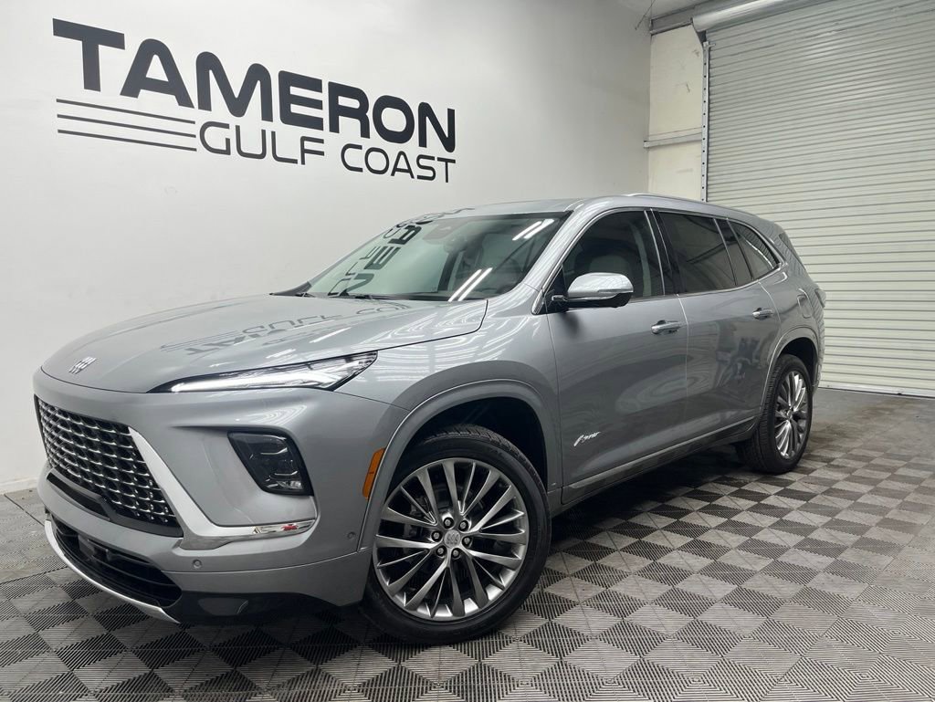2026 Buick Enclave Avenir's photo