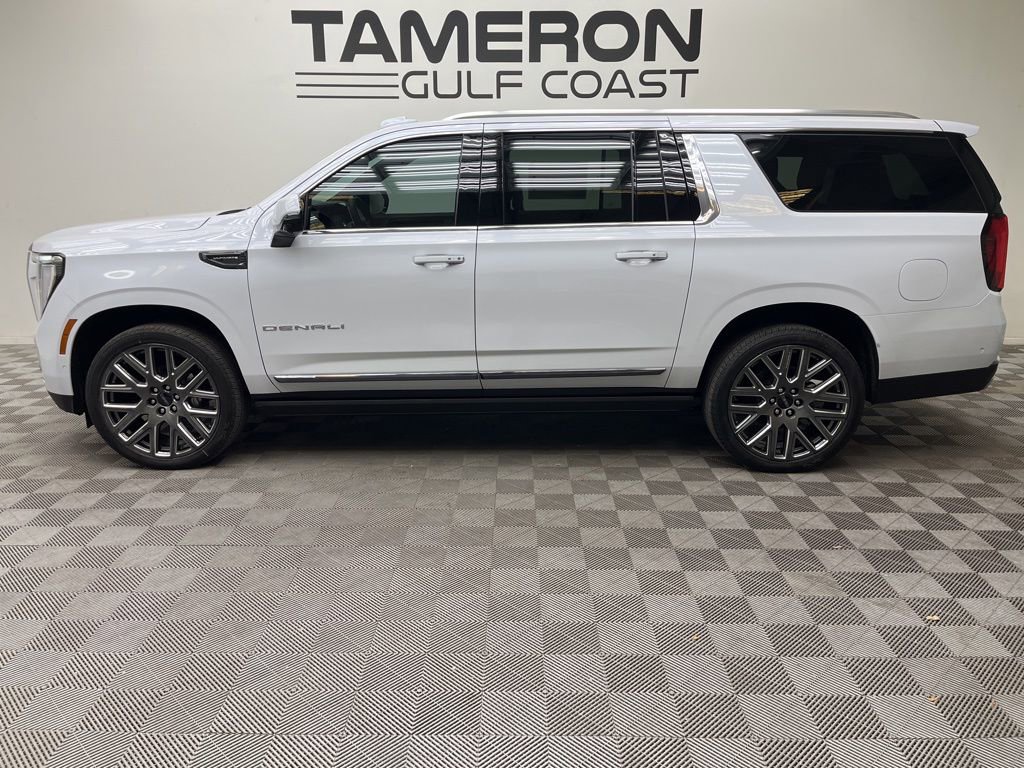 2026 GMC Yukon XL Denali Ultimate - Photo 2