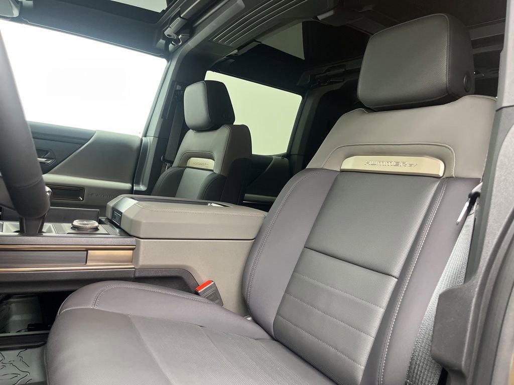 2025 GMC HUMMER EV 2X - Photo 8