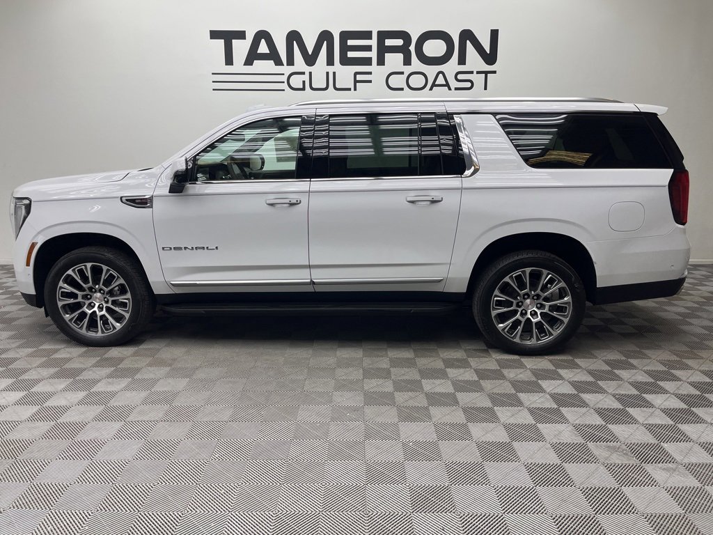 2026 Gmc Yukon XL Denali photo 2