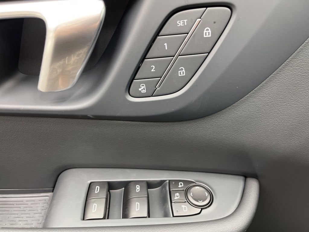 2026 Buick Enclave Preferred - Photo 8