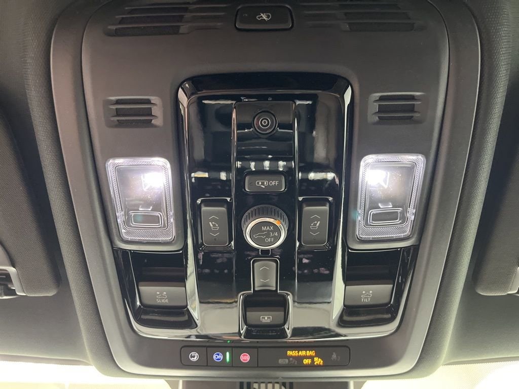 2026 GMC Yukon XL Denali Ultimate - Photo 24