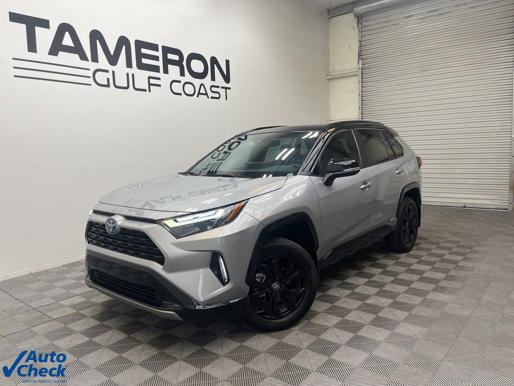 2024 Toyota RAV4 Hybrid XSE photo 2