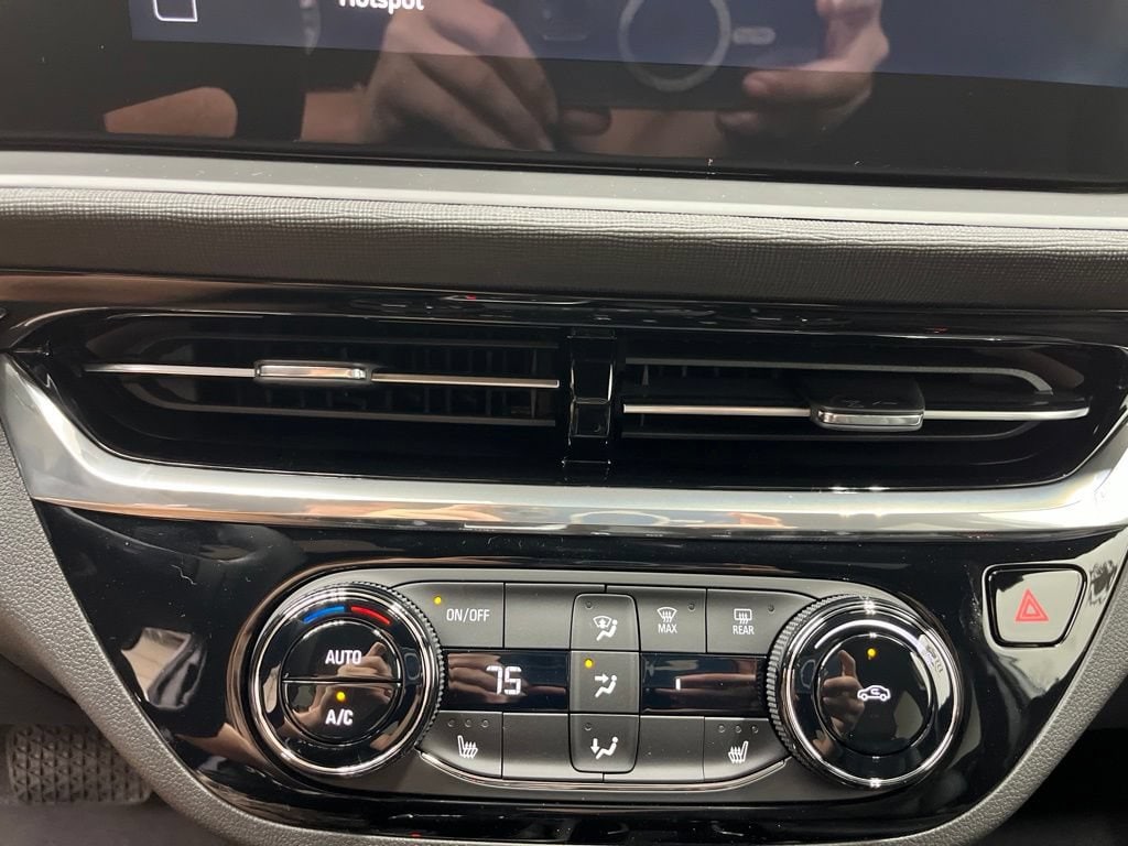 2026 Buick Envista Sport Touring - Photo 15