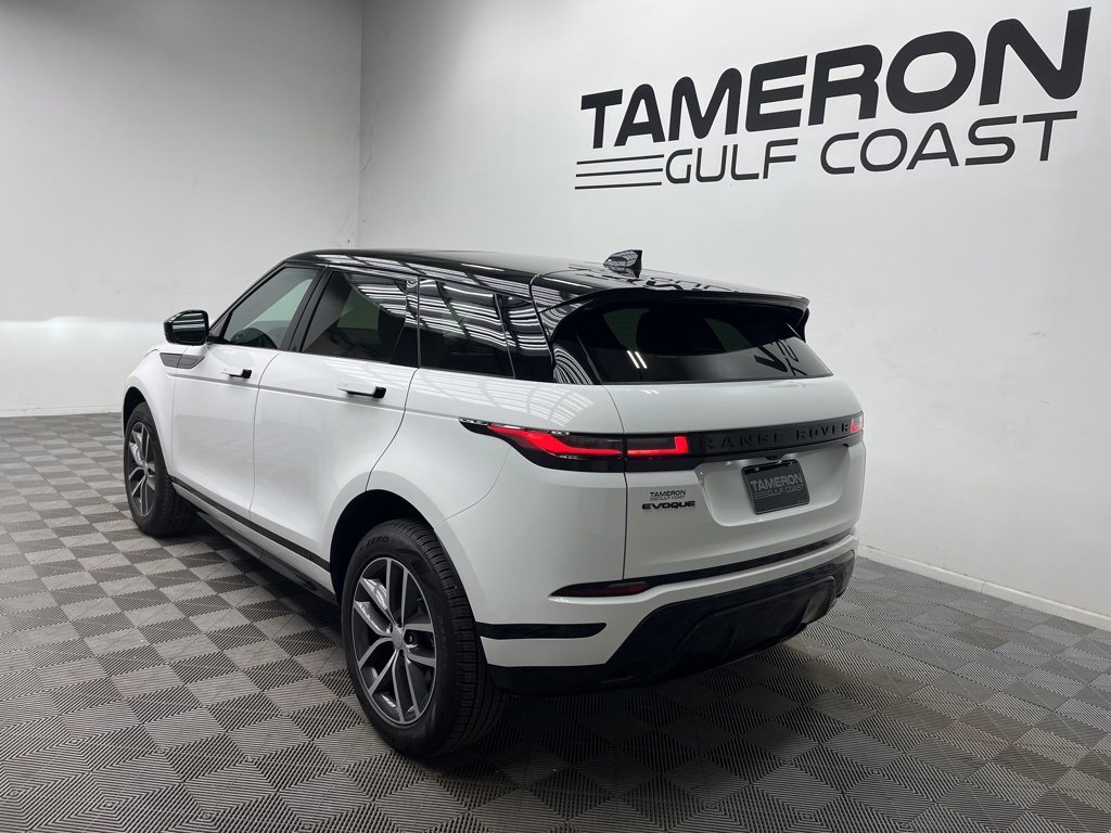 2025 Land Rover Range Rover Evoque Dynamic SE photo 2