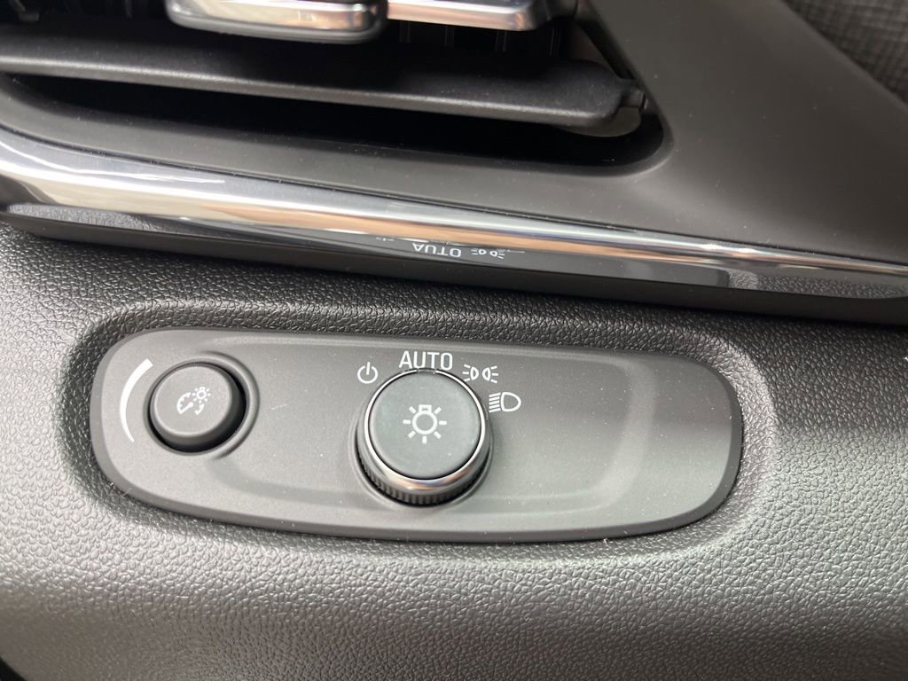 2026 Buick Envista Preferred - Photo 10