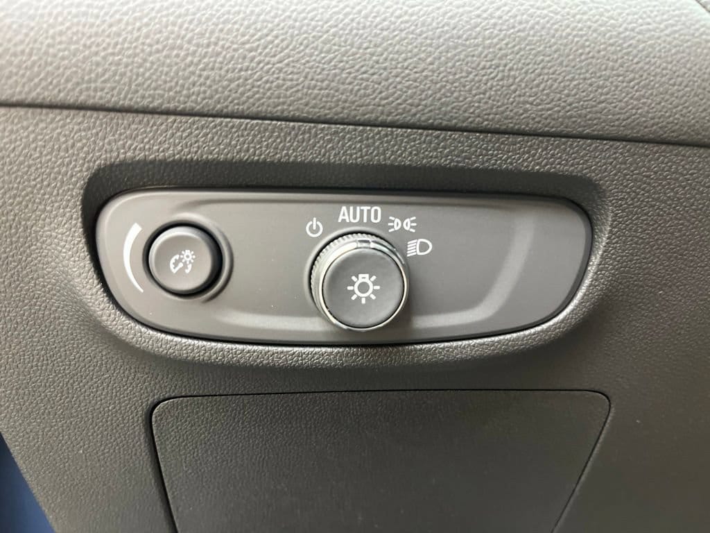 2026 Buick Encore GX Sport Touring - Photo 11