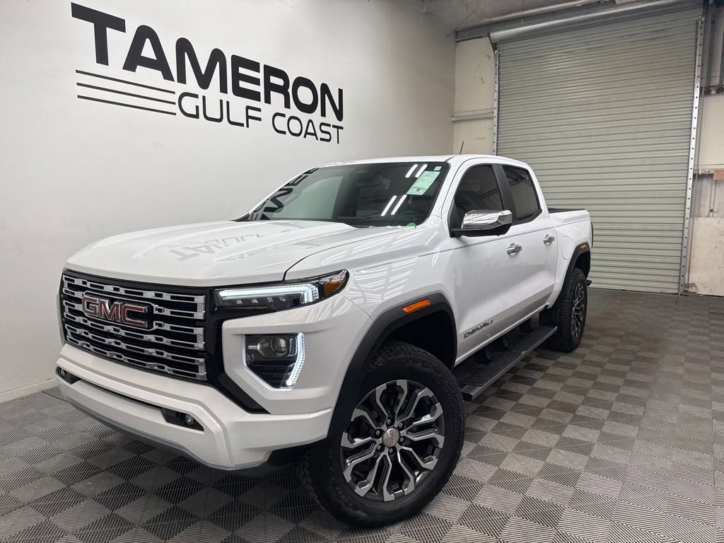 2026 GMC Canyon 4WD Denali Crew Cab Short Box's photo