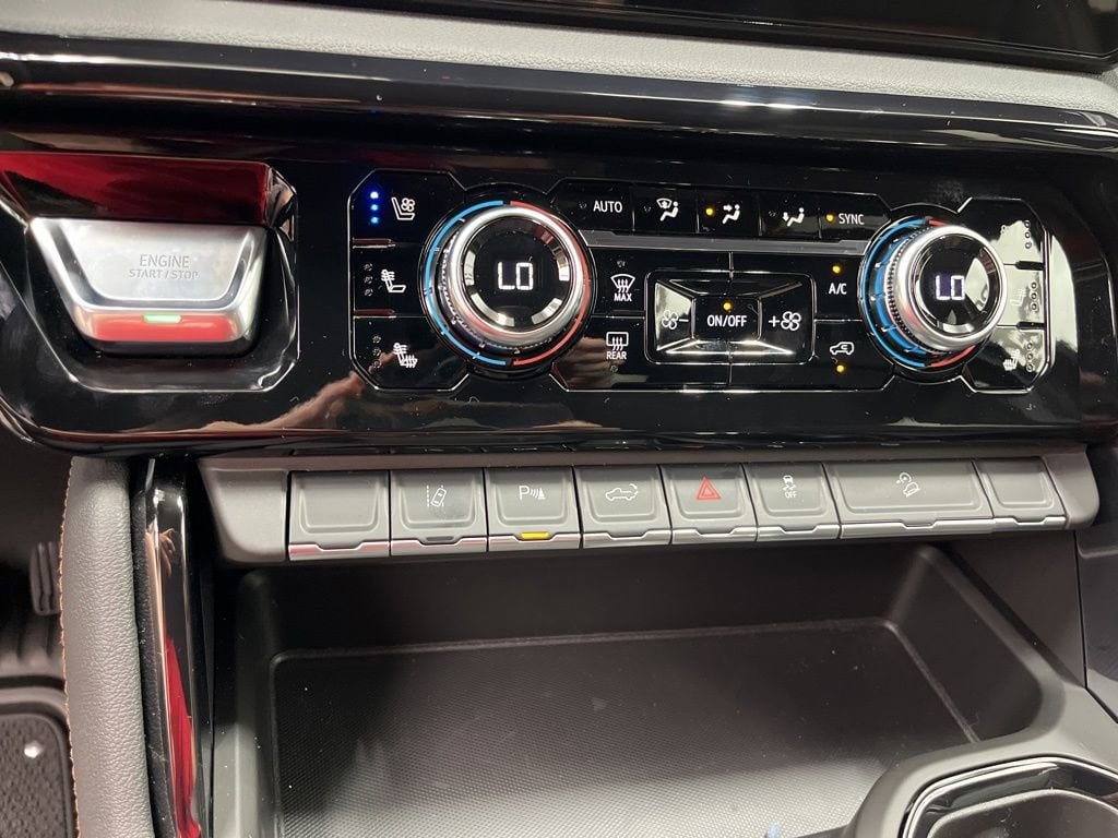 2026 GMC Sierra 2500HD AT4 - Photo 16